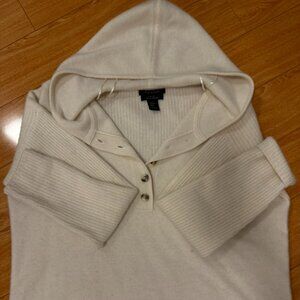100% 2-ply Cashmere Sweater with Hood
